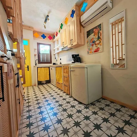 Vila Anesis Evi - Milozrooms